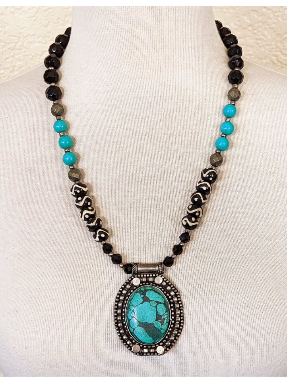 Southwestern Turquoise Blue & Black Tribal Print Statement Pendant Necklace